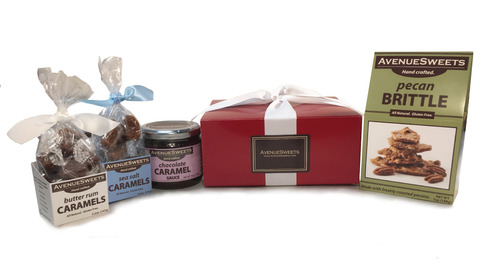 Gifts $20-$40 Combo Gift Box: Caramels, Brittle and Sauce.